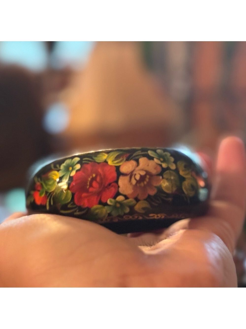 VINTAGE Russian Black Lacquer Floral Painted Bangle Bracelet Small - Picture 4 of 17